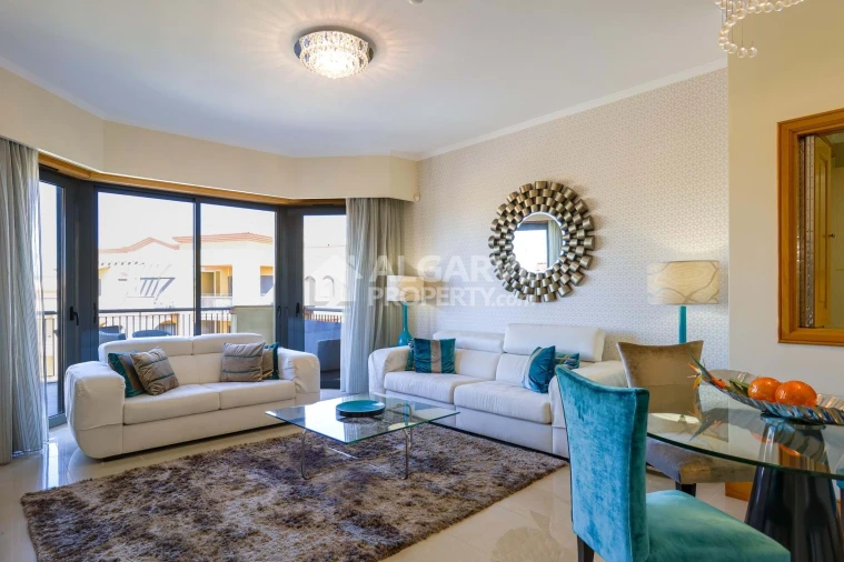 Apartamento T2 para Venda em Quarteira Foto 9