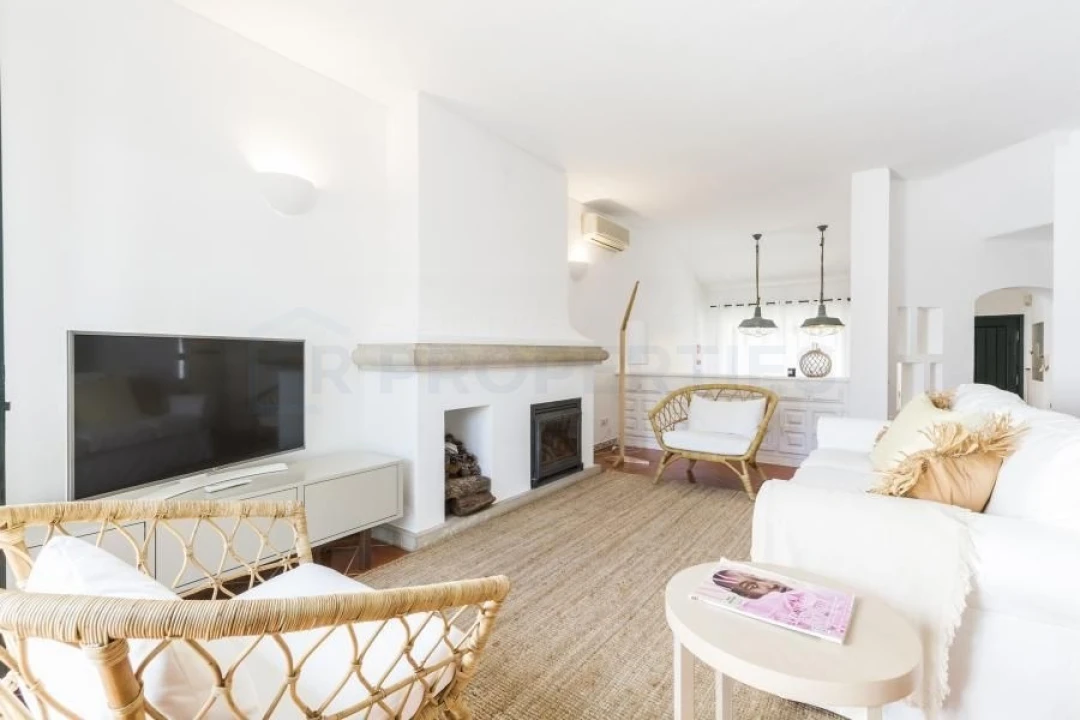 Moradia T3 para Venda em Almancil Foto 2