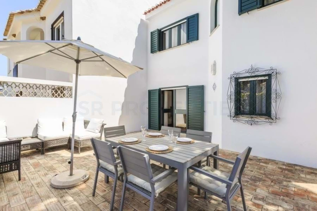 Moradia T3 para Venda em Almancil Foto 32