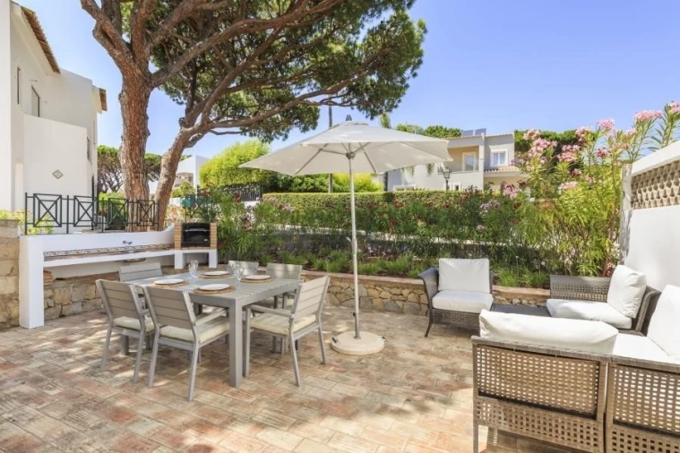 Moradia T3 para Venda em Almancil Foto 33