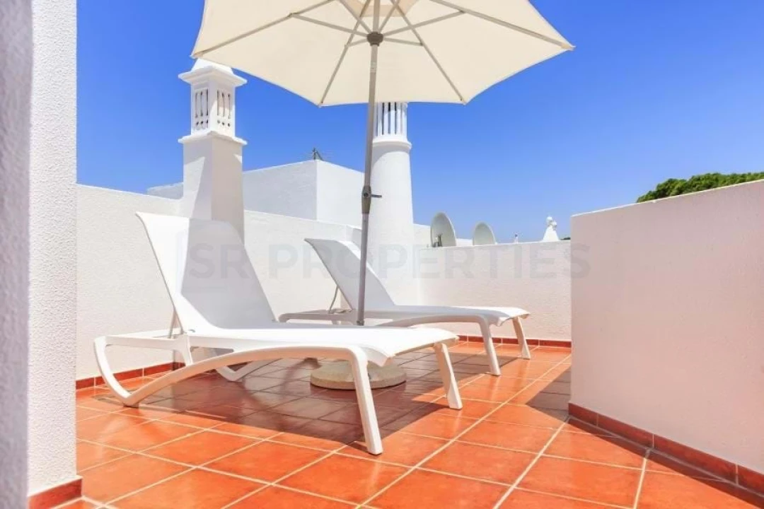 Moradia T3 para Venda em Almancil Foto 6