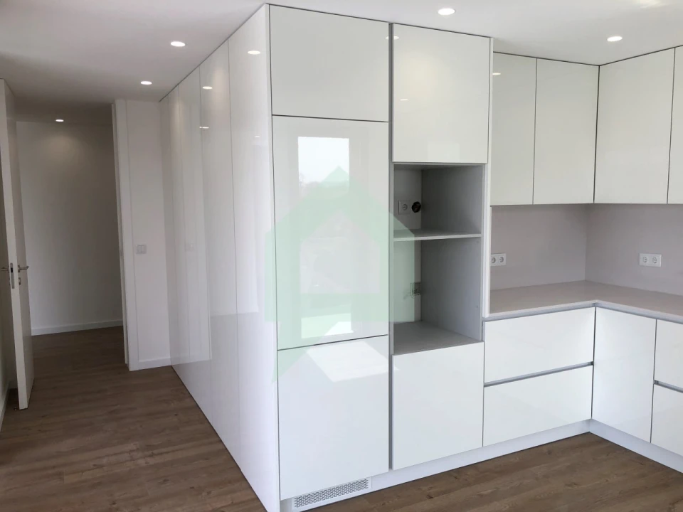 Apartamento T3 para Venda em Arcozelo Foto 6