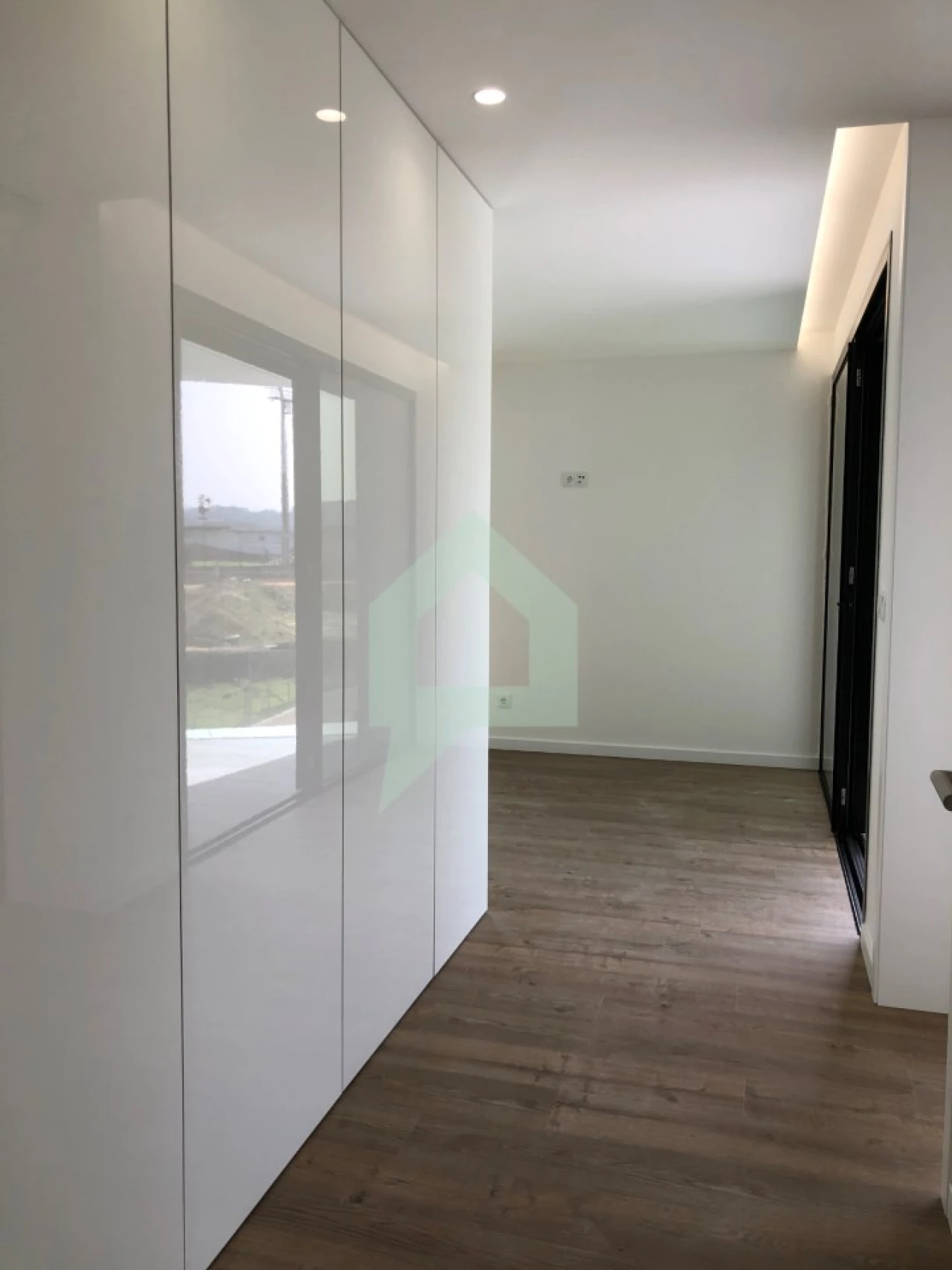 Apartamento T3 para Venda em Arcozelo Foto 8