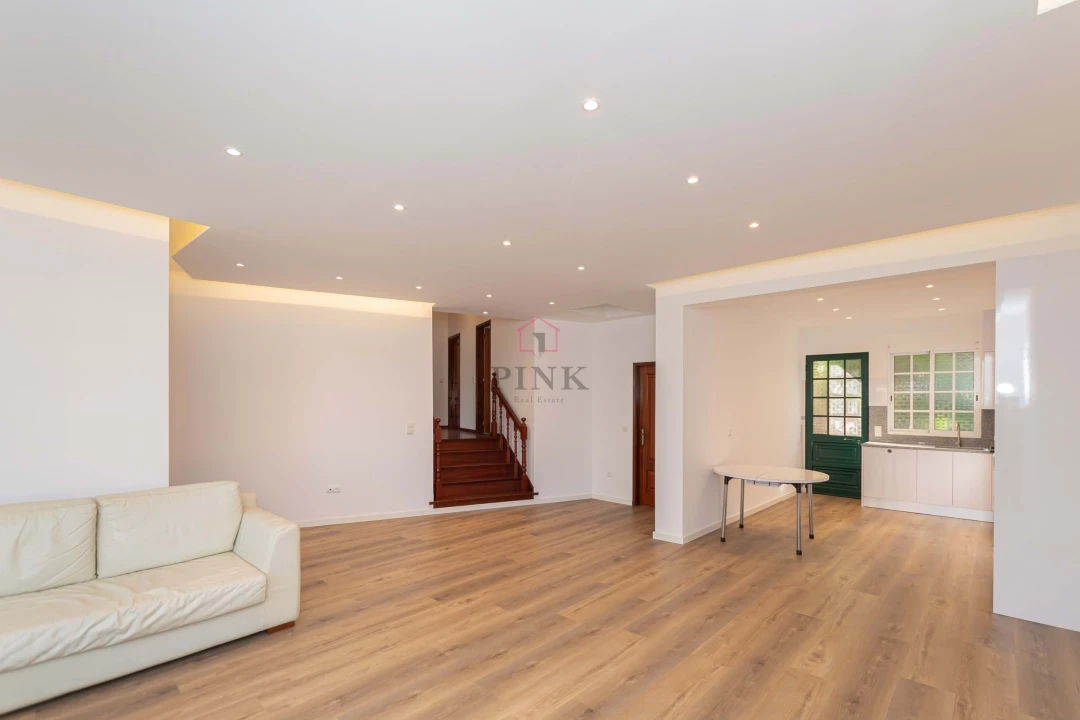 Moradia T3 para Venda em Agua de Pena Foto 9