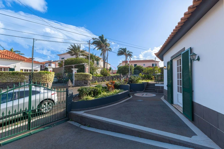 Moradia T3 para Venda em Agua de Pena Foto 25