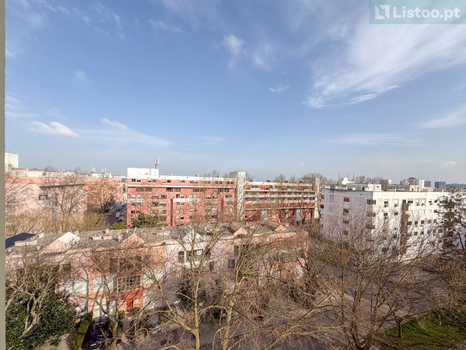 Apartamento T3 para Venda em Lumiar Foto 1