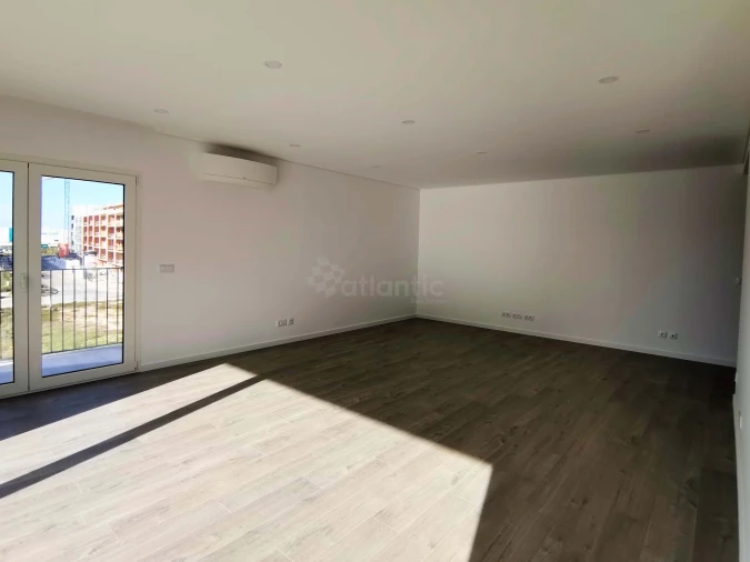 Apartamento T4 para Arrendamento em Montijo e Afonsoeiro Foto 3