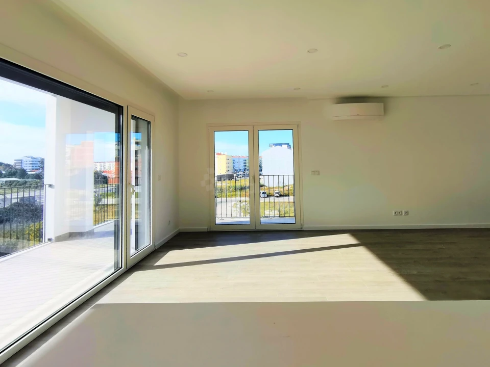 Apartamento T4 para Arrendamento em Montijo e Afonsoeiro Foto 1