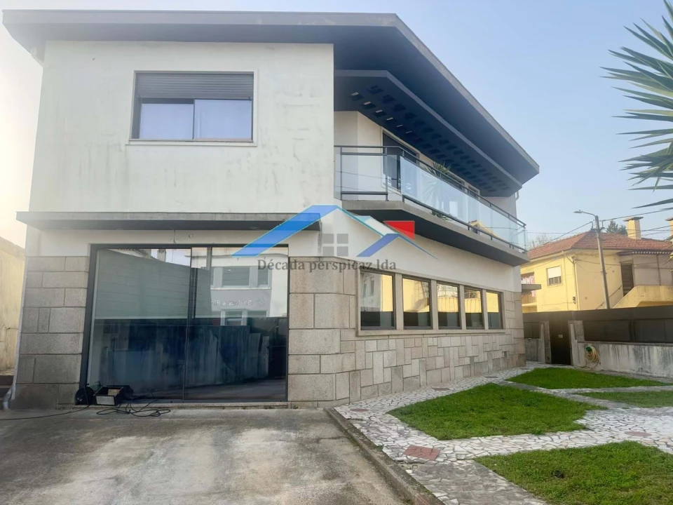 Moradia T4 para Venda em Arrifana Foto 26