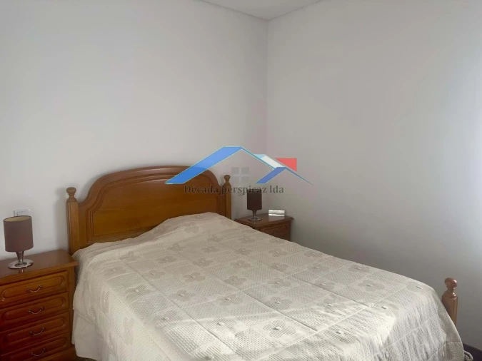 Moradia T4 para Venda em Arrifana Foto 14