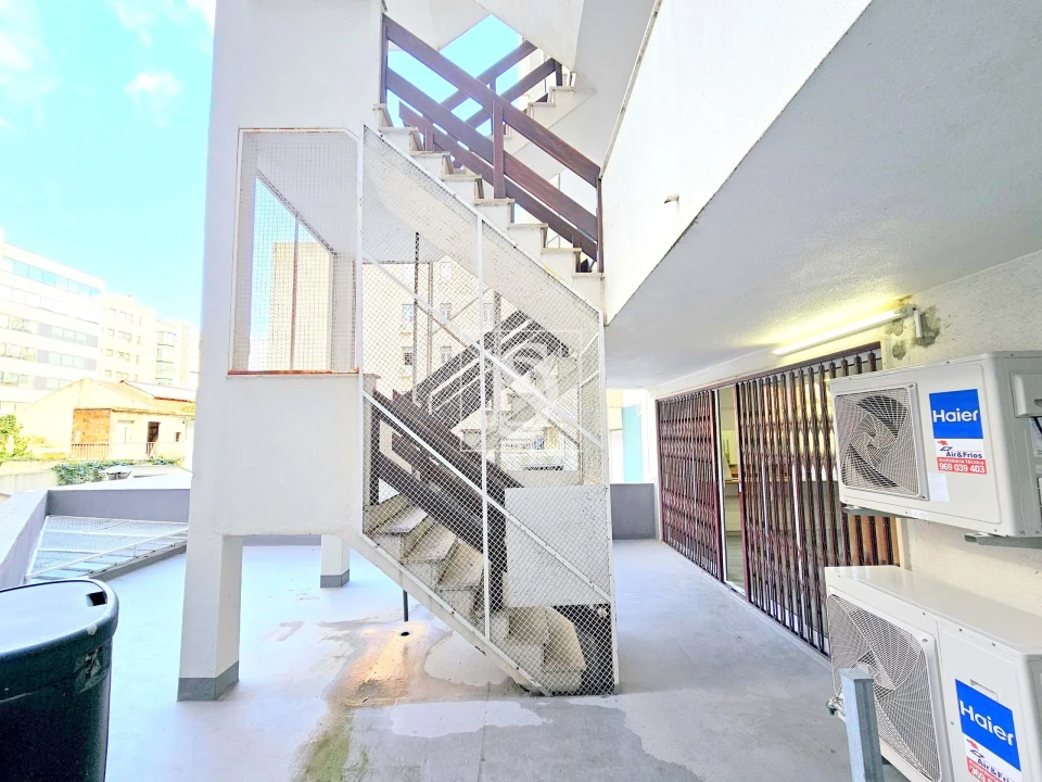 Negócio para Venda em Avenidas Novas Foto 13