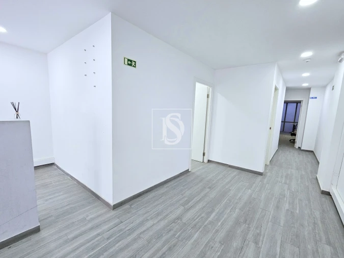 Negócio para Venda em Avenidas Novas Foto 10