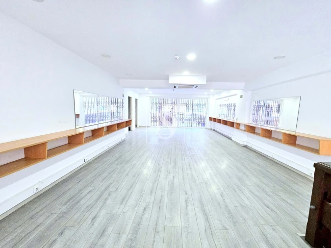 Negócio para Venda em Avenidas Novas Foto 8