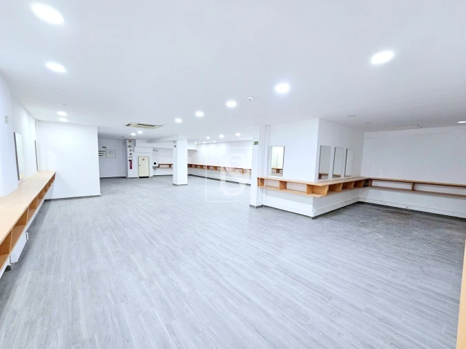 Negócio para Venda em Avenidas Novas Foto 18