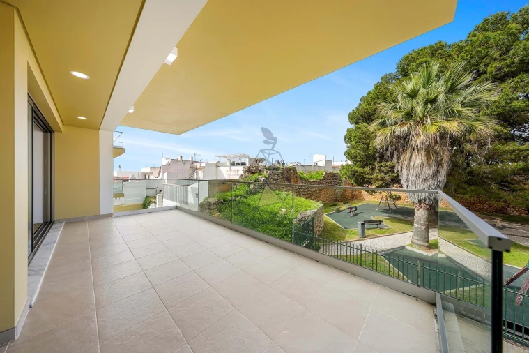 Apartamento T2 para Venda em Alvor Foto 22