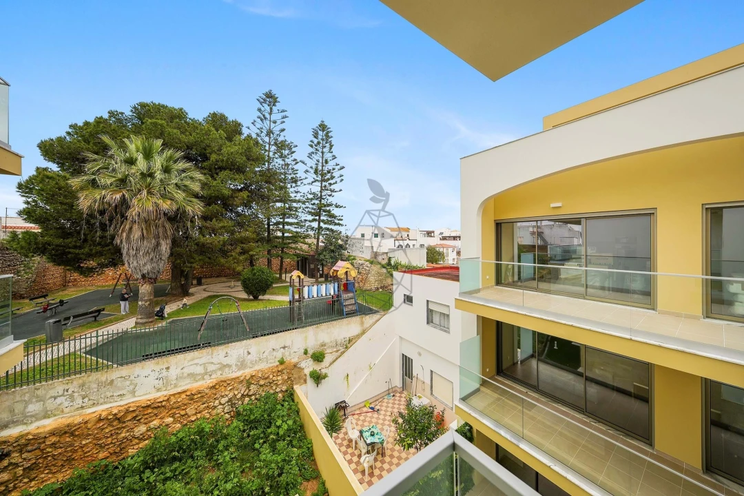 Apartamento T2 para Venda em Alvor Foto 18