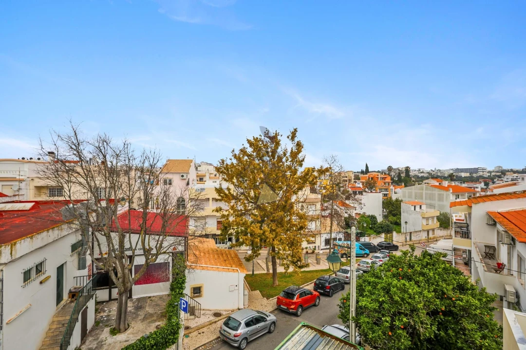 Apartamento T2 para Venda em Alvor Foto 18