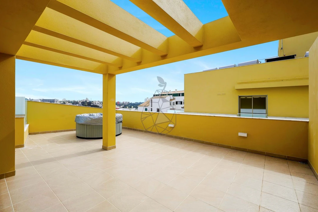 Apartamento T2 para Venda em Alvor Foto 2