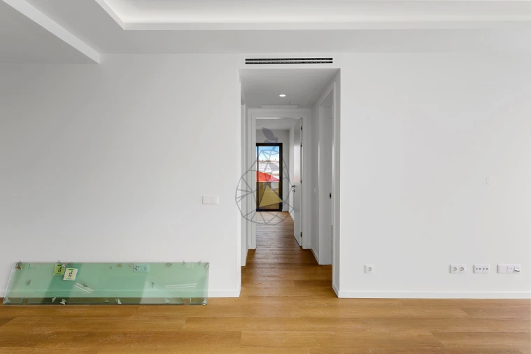 Apartamento T2 para Venda em Alvor Foto 5