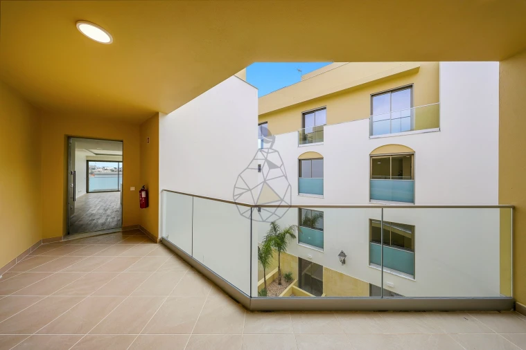 Apartamento T2 para Venda em Alvor Foto 43