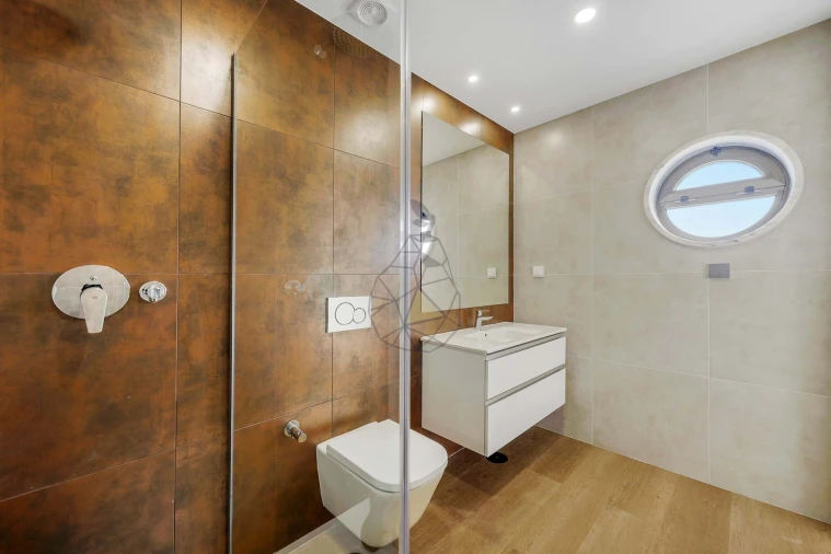 Apartamento T2 para Venda em Alvor Foto 13