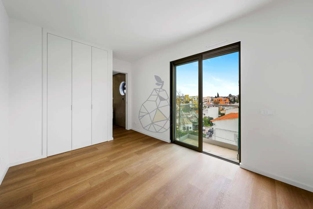 Apartamento T2 para Venda em Alvor Foto 9