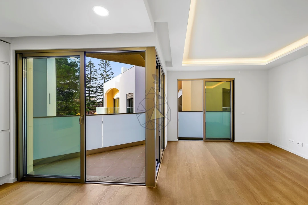 Apartamento T1 para Venda em Alvor Foto 6