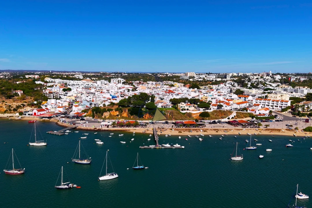 Apartamento T1 para Venda em Alvor Foto 27