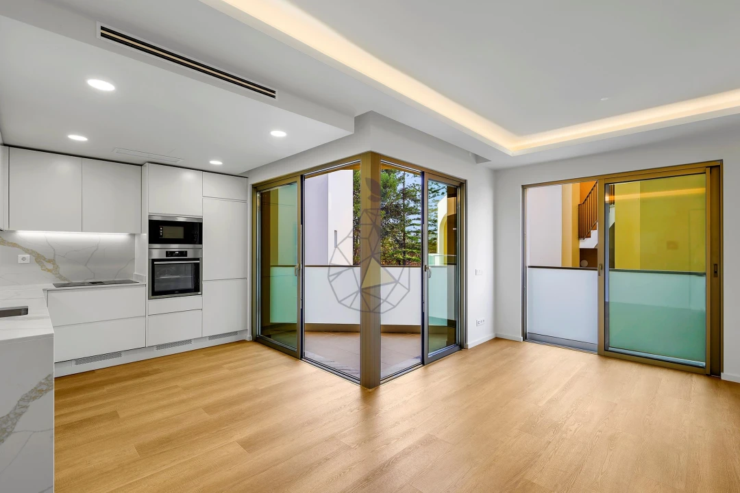 Apartamento T1 para Venda em Alvor Foto 1