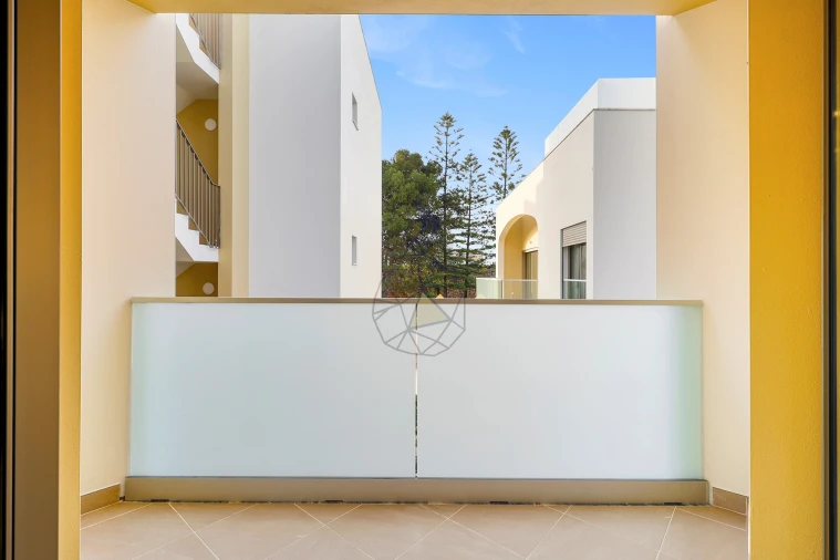 Apartamento T1 para Venda em Alvor Foto 7