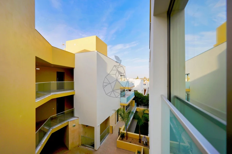 Apartamento T1 para Venda em Alvor Foto 19