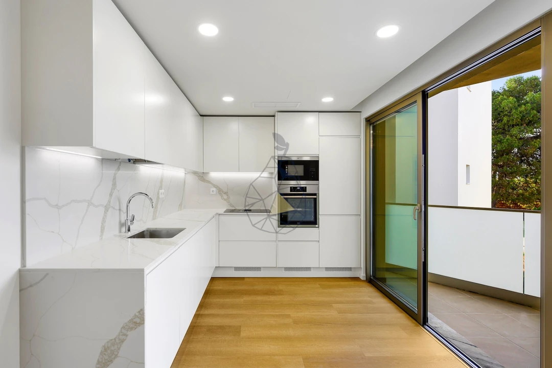 Apartamento T1 para Venda em Alvor Foto 5