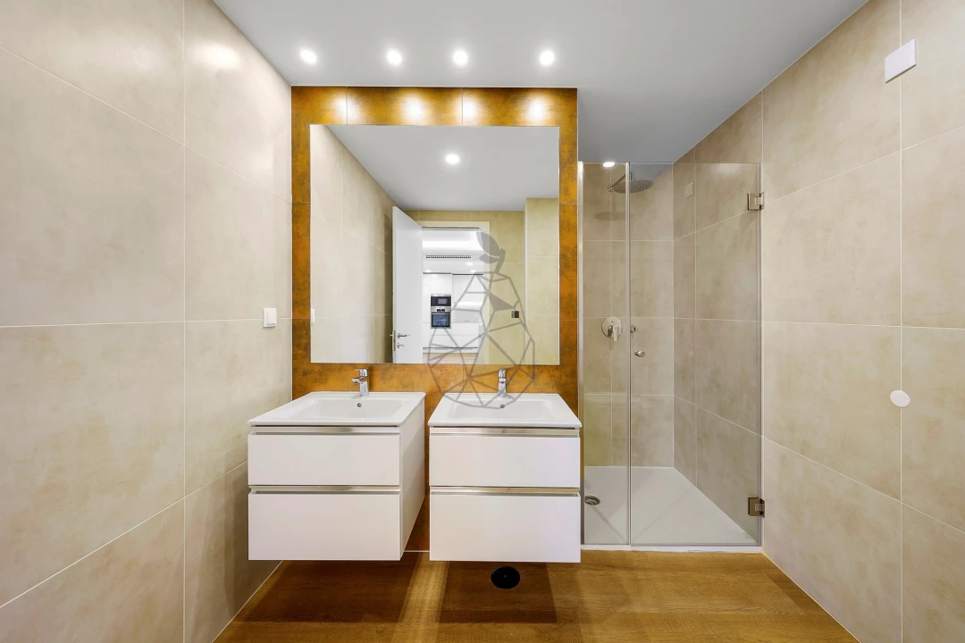 Apartamento T1 para Venda em Alvor Foto 16