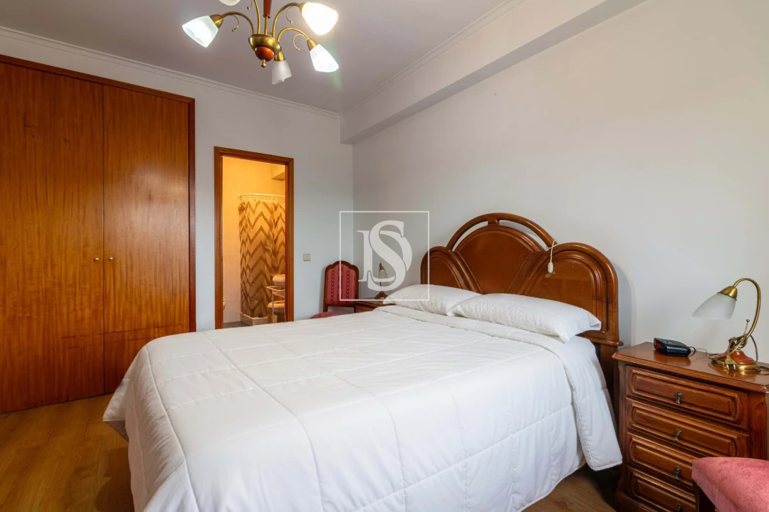 Apartamento T3 para Venda em Nogueira, Fraião e Lamaçães Foto 17