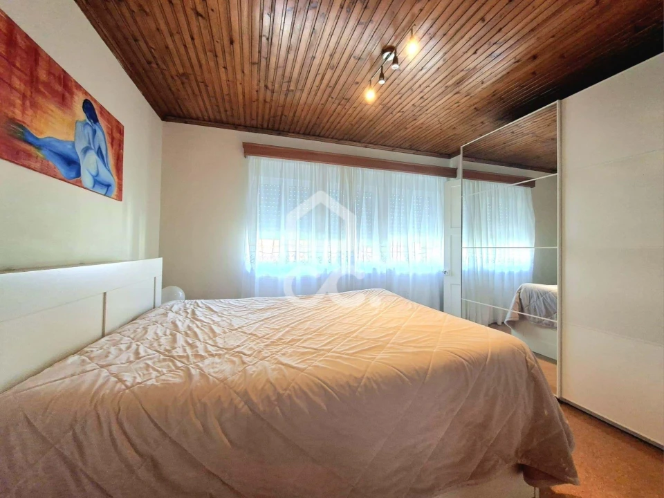 Moradia T5 para Venda em Angra (São Pedro) Foto 7