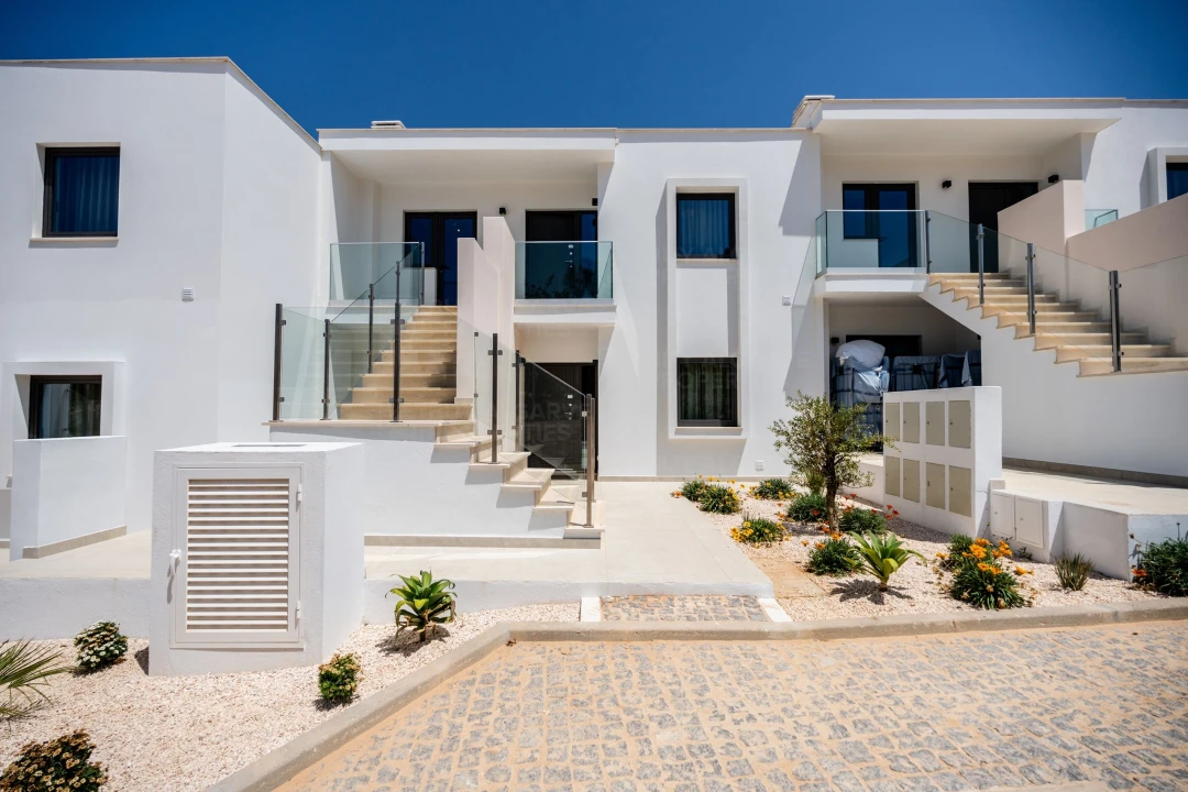 Apartamento T2 para Venda em Lagoa e Carvoeiro Foto 1