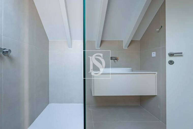 Apartamento T1 para Venda em Cedofeita, Santo Ildefonso, Sé, Miragaia, São Nicolau e Vitória Foto 29