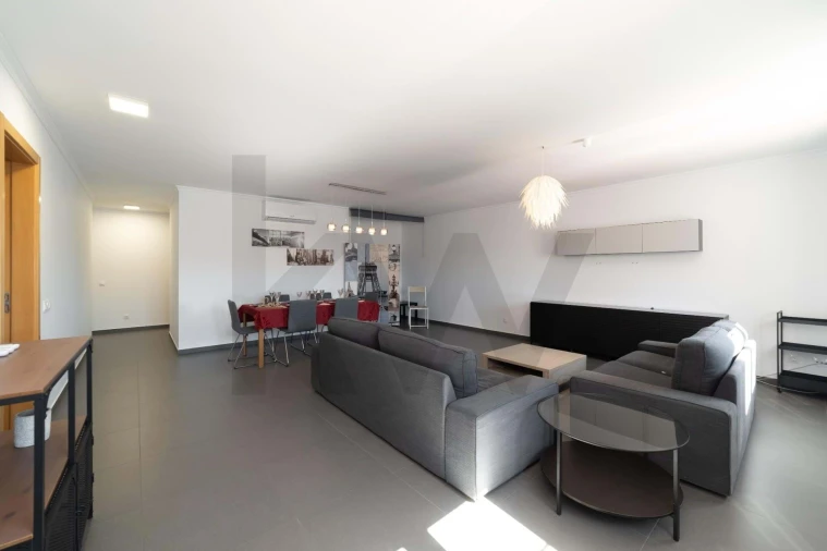 Apartamento T3 para Venda em Vila Real de Santo Antonio Foto 2