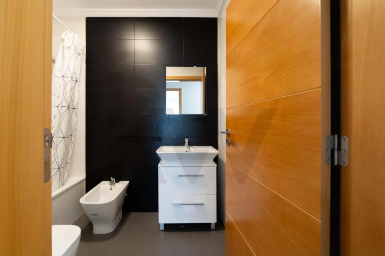 Apartamento T3 para Venda em Vila Real de Santo Antonio Foto 16