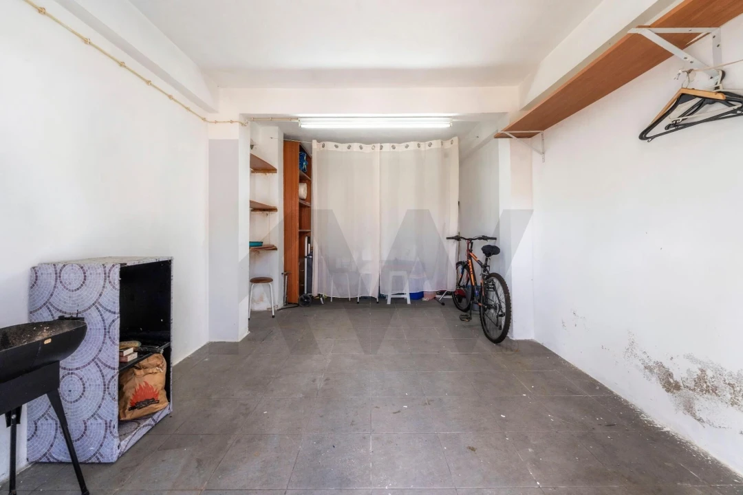 Apartamento T2 para Venda em Olhão Foto 18