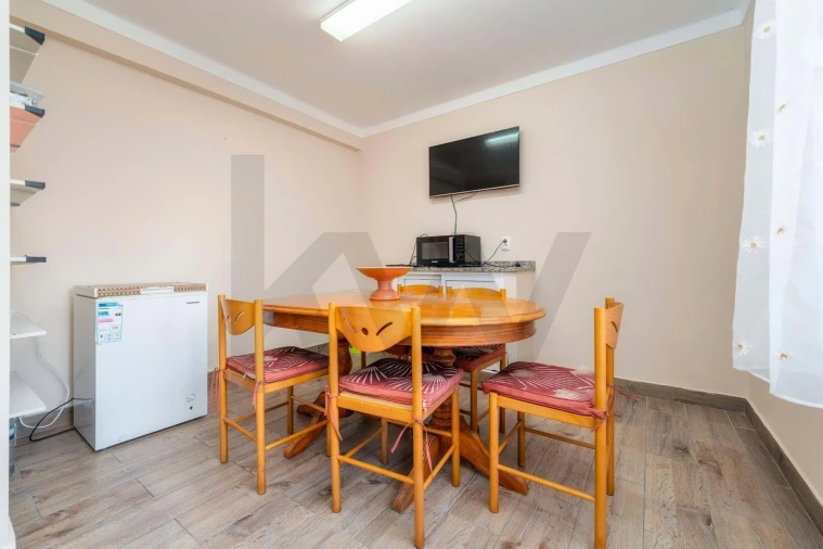 Apartamento T2 para Venda em Olhão Foto 6