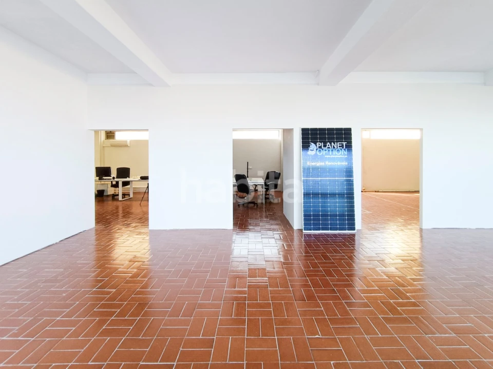 Loja para Venda em Custóias, Leça do Balio e Guifões Foto 4