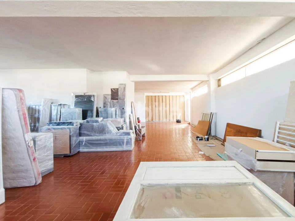 Loja para Venda em Custóias, Leça do Balio e Guifões Foto 11