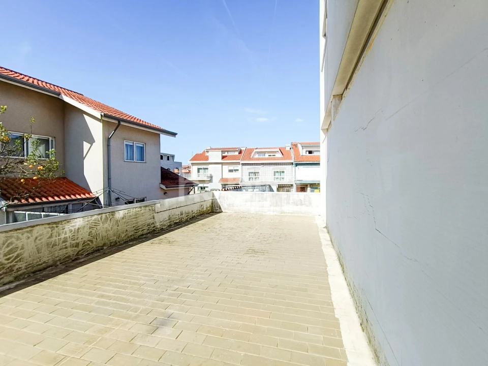 Loja para Venda em Custóias, Leça do Balio e Guifões Foto 16