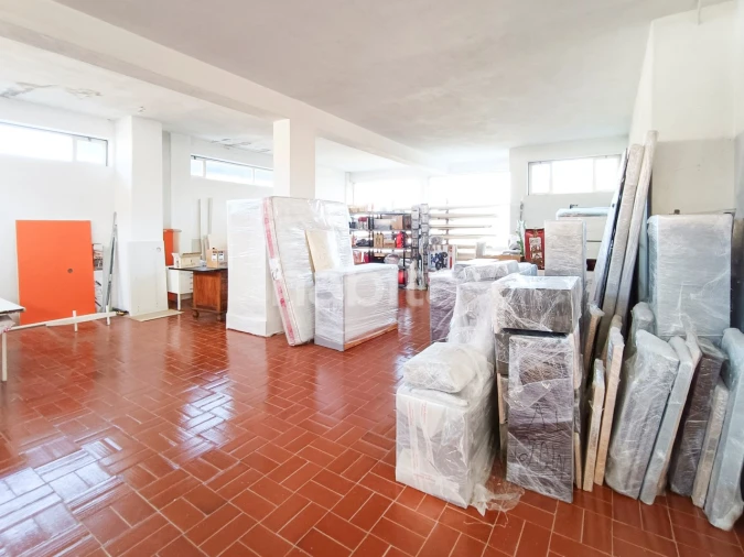 Loja para Venda em Custóias, Leça do Balio e Guifões Foto 9