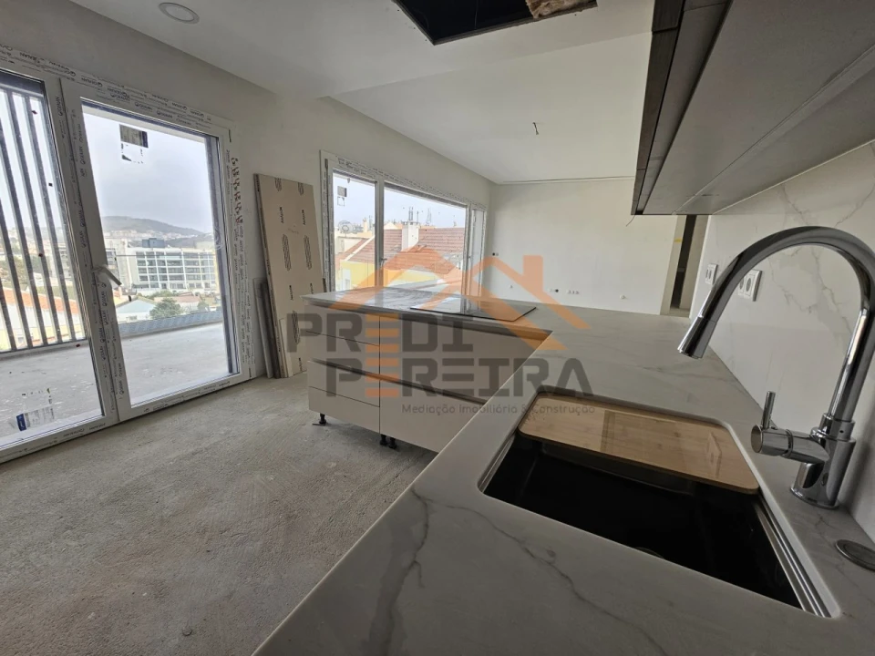 Apartamento T1 para Venda em Ramada e Caneças Foto 6