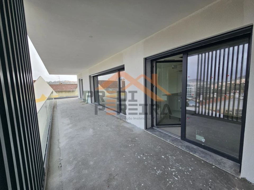 Apartamento T1 para Venda em Ramada e Caneças Foto 21