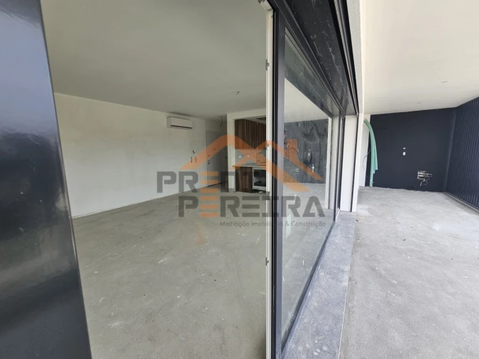 Apartamento T1 para Venda em Ramada e Caneças Foto 17