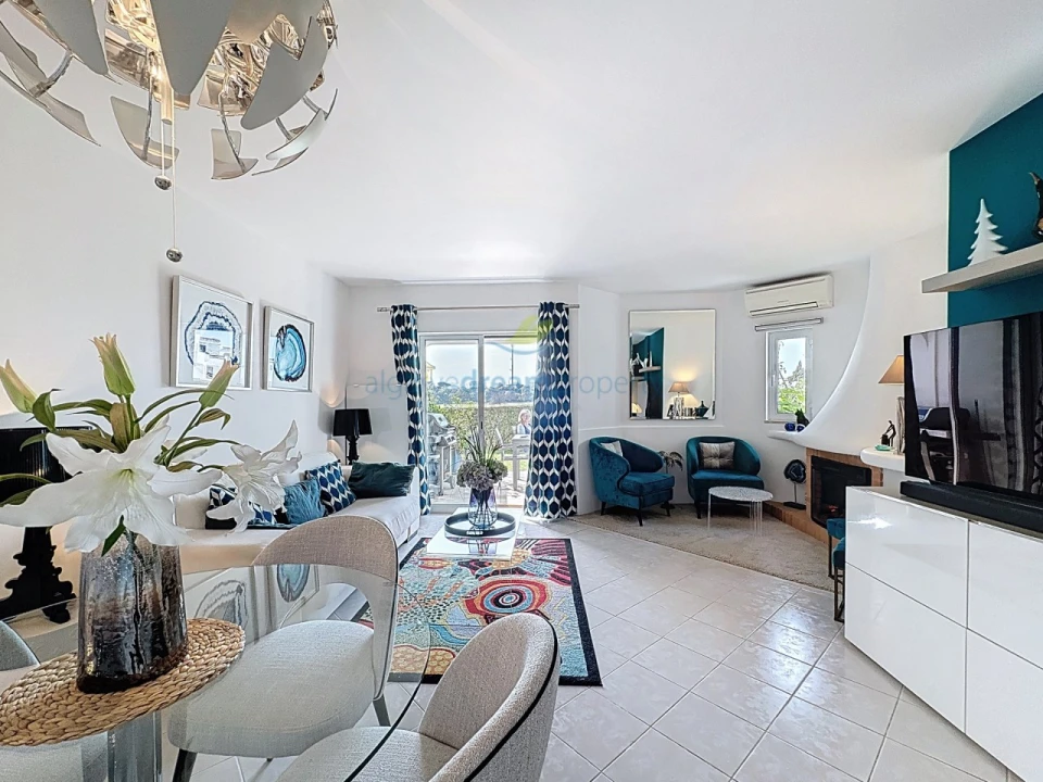 Apartamento T2 para Venda em Albufeira e Olhos de Água Foto 1