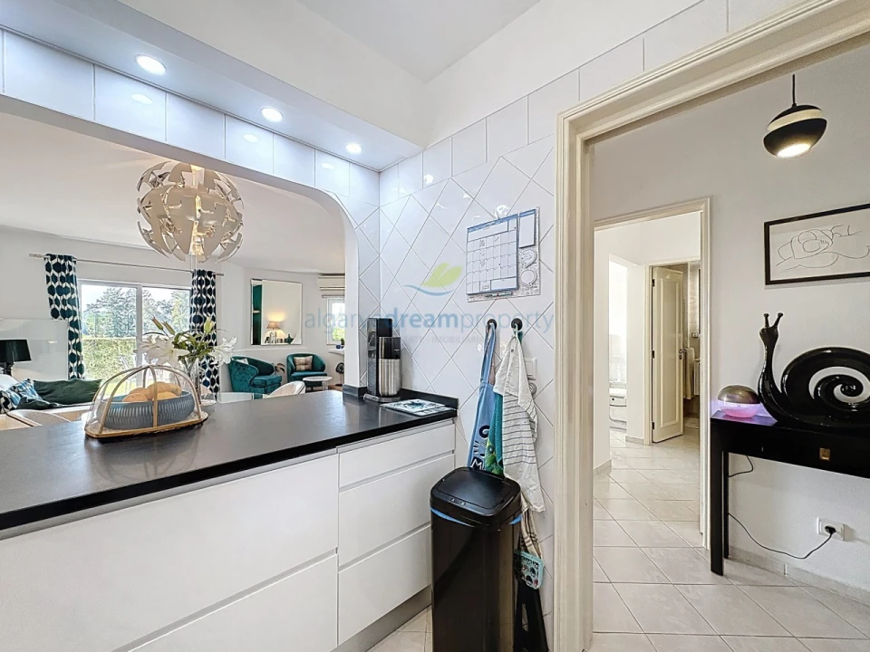 Apartamento T2 para Venda em Albufeira e Olhos de Água Foto 12